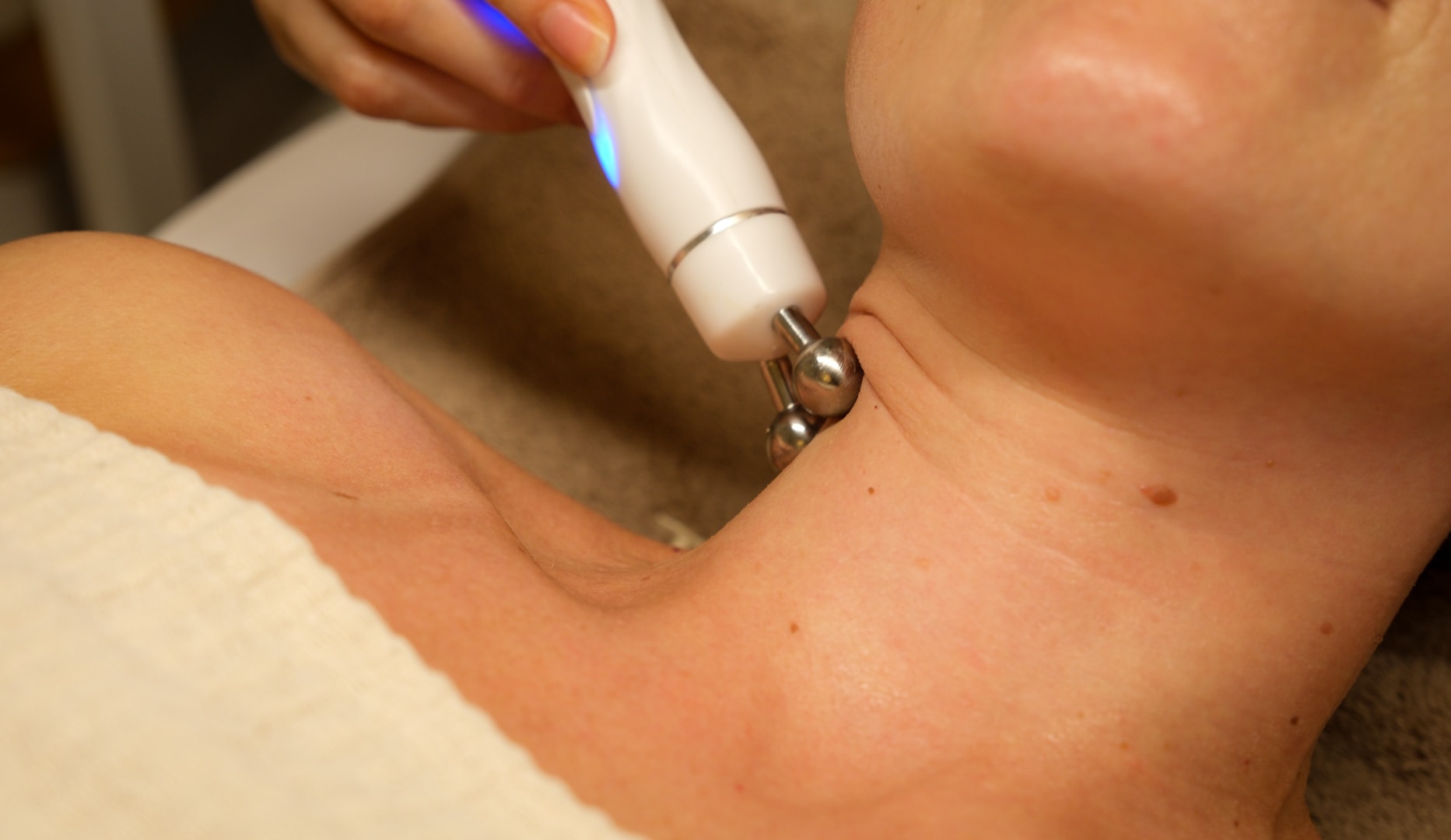Giv huden ny glød med HydraFacial eller OxyGeneo