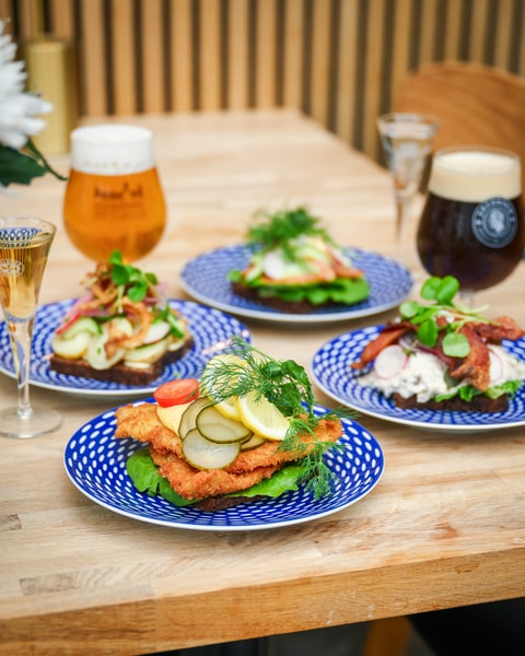 2 stk. Valgfri smørrebrød hos Frederiksberg Rådhuskælder