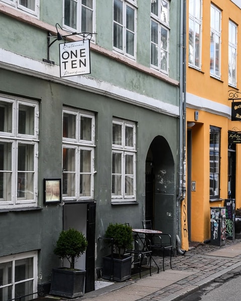 Menu i 5 serveringer med fransk-nordisk gastronomi hos ONE TEN