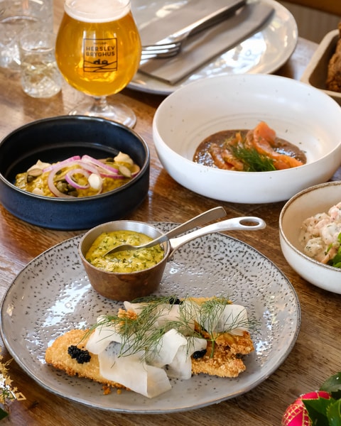 Forkæl smagsløgene med Strandmøllekroens Julemenu!