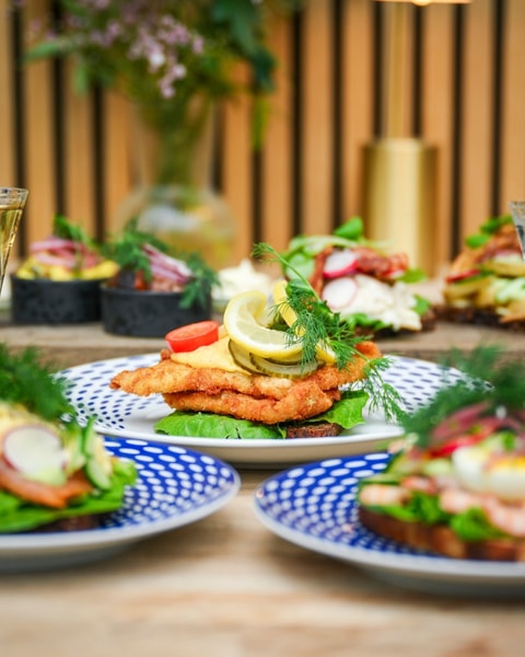 2 stk. Valgfri Smørrebrød hos Frederiksberg Rådhuskælder