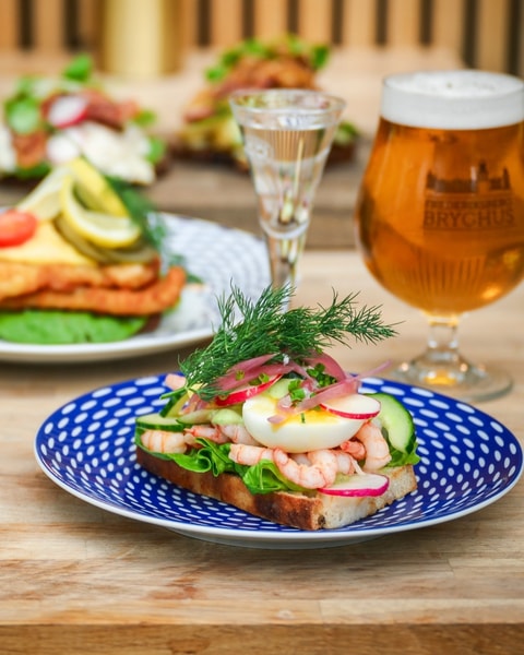 2 stk. Valgfri Smørrebrød hos Frederiksberg Rådhuskælder