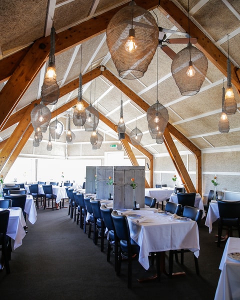 7-Retters Fiske- og Skaldyrsanretning hos Restaurant Arken - Udsigt over Køge Bugt