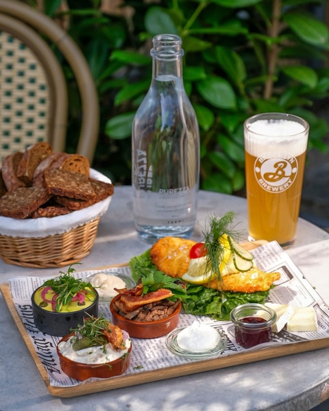 Frokostplatte hos Frederiksberg Rådhuskælder - Jul/Vinter