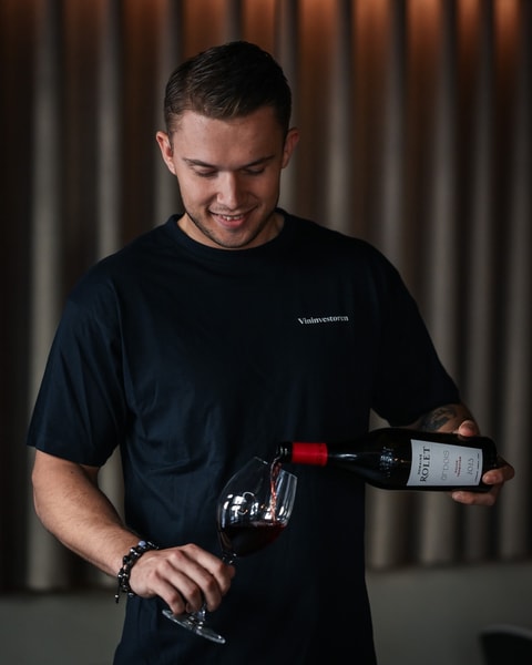 Eksklusiv Blindsmagning Hos Vininvestoren - 3 Glas, 3 Prisklasser, 1 Udfordring