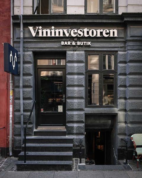 Eksklusiv Blindsmagning Hos Vininvestoren - 3 Glas, 3 Prisklasser, 1 Udfordring