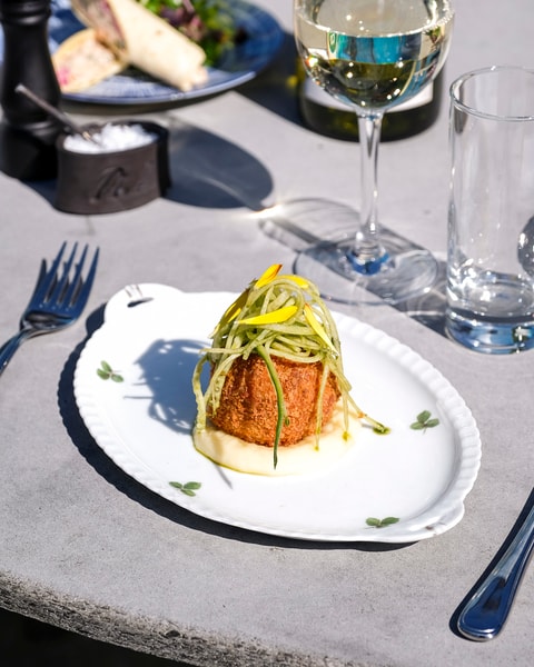 Julegave: 5-Retters Frokost på Restaurant Arken - Udsigt over Køge Bugt