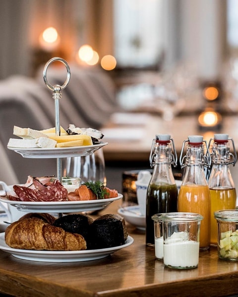 Luksuriøs Brunchbuffet & Pool Club - Marienlyst Strandhotel