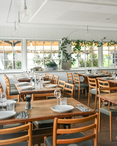 4-Retters Frokost på Strandmøllekroen i Klampenborg