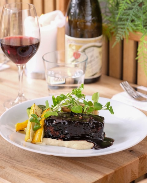 Valgfri 3-Retters hos Frederiksberg Rådhuskælder | Spar over 50 %