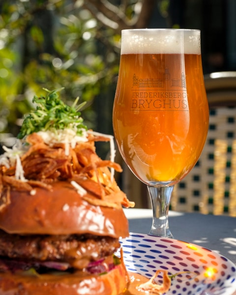 Gourmet Bøfsandwich hos Frederiksberg Rådhuskælder