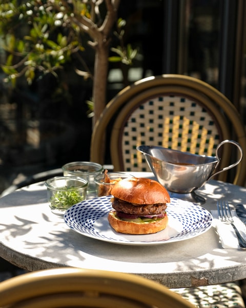 Gourmet Bøfsandwich hos Frederiksberg Rådhuskælder
