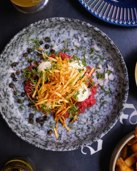 Sommerinspireret Sharing Menu på Bomhuset