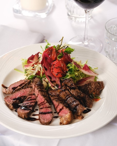 4-Retters Italiensk Gastronomi & Vinmenu | Como Indre By