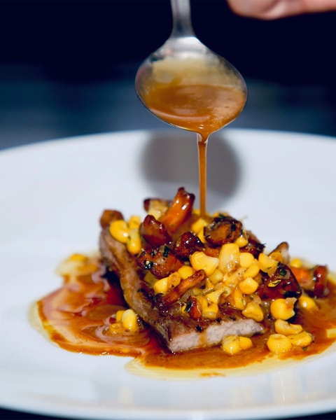 Sommermenu hos Restaurant Rebel - Anbefalet i Michelin-guiden på 13. år