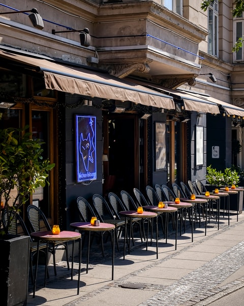4-Retters Italiensk Gastronomi & Vinmenu | Como Indre By & FRB