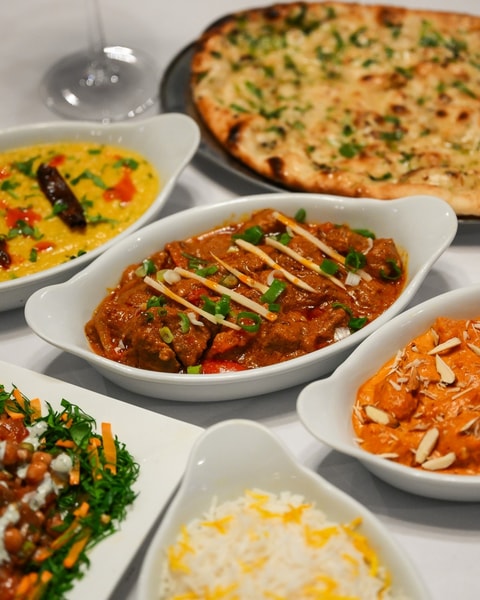 4-Retters hos Al-Diwan - Autentisk Indisk Fine Dining 