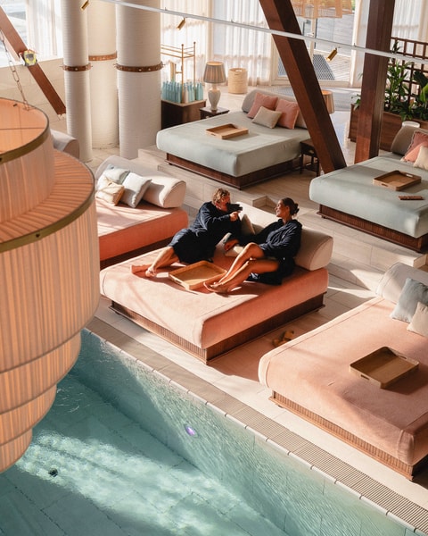 2-retters middag og Pool Club - Marienlyst Strandhotel