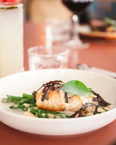 12 Serveringer "Family Style" - Aftenmenu på Odette