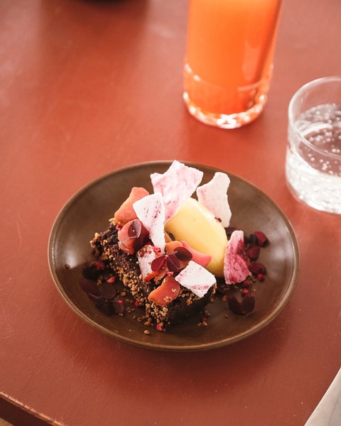 12 Serveringer "Family Style" - Aftenmenu på Odette