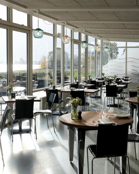 4-retters tastingmenu på Restaurant Charlottenlund Fort
