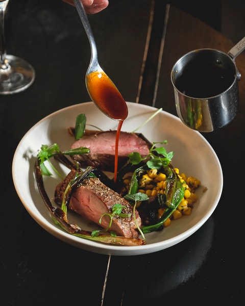 Aftenmenu hos Restaurant Rebel - Anbefalet i Michelin-guiden på 13. år
