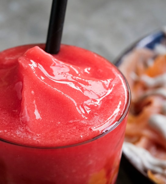 Valgfri bowl+juice/shake hos Umami - Valby/Frederiksberg