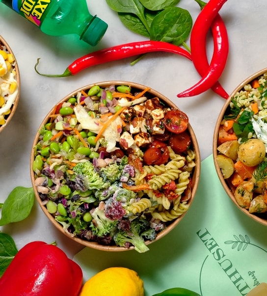Salat bowl, sandwich el pasta + sodavand - Ordrup