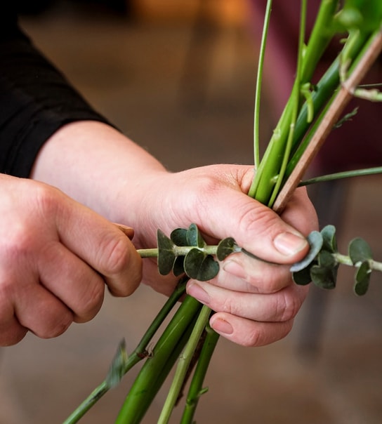 Vinsmagning, blomsterkursus og smørrebrød - Rødovre