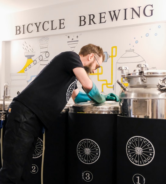 Anbefalet i Politiken: Halv pris på ALT hos landets lækreste ciderbar - cider og specialøl to stay eller to go!