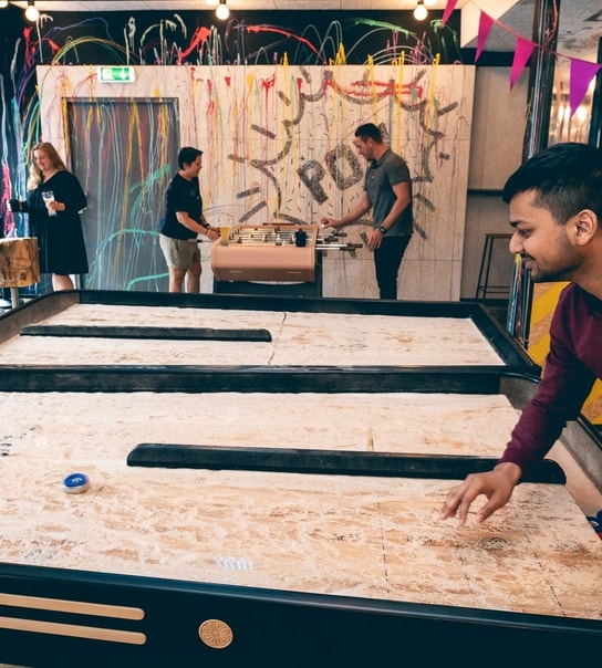 Oplagt gaveidé: Shuffleboard el. 5-kamp + tilbehør