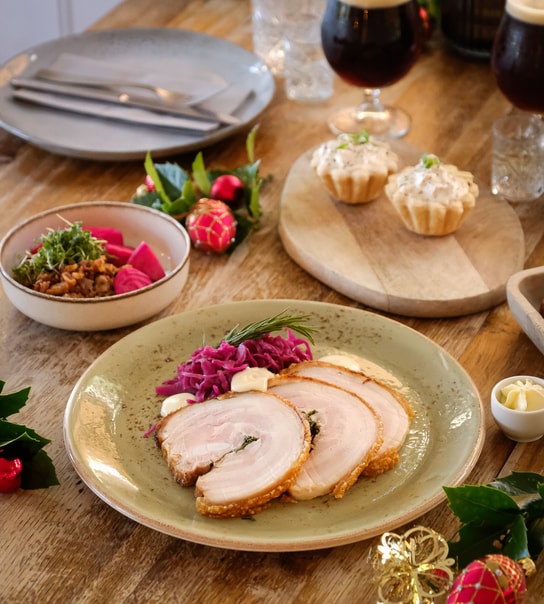 Forkæl smagsløgene med Strandmøllekroens Julemenu!