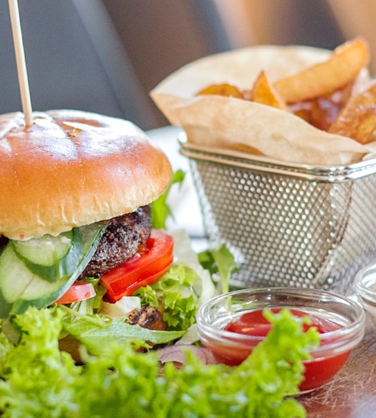 Spar 43 % | Burgermenu med sprøde fritter!