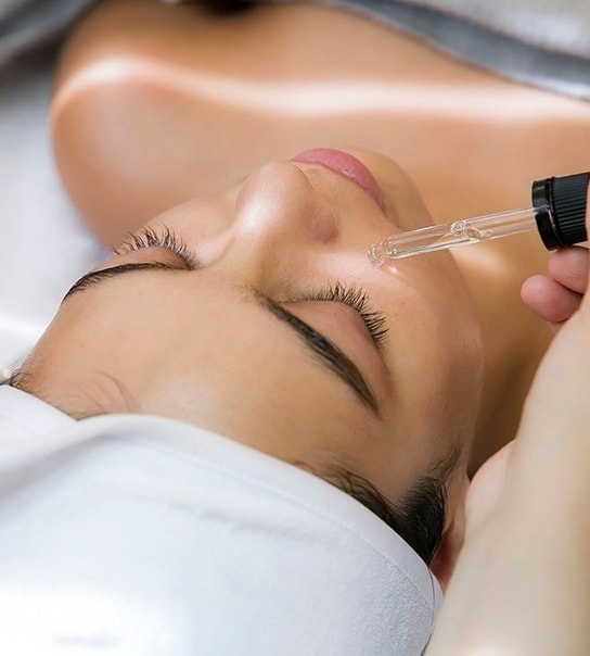 Spar 68 % på Luksus-ansigtsbehandling | 3 varianter