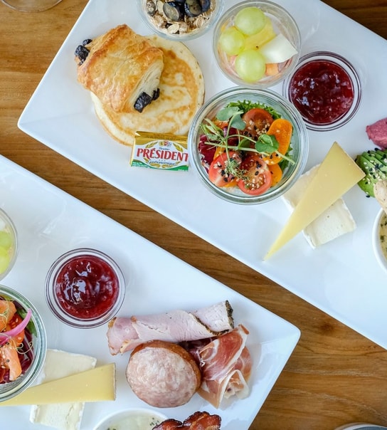 Brunch & Mimosa | Spar over 50 %