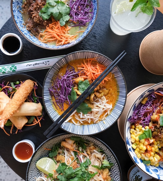 Valgfri asiatisk main hos Wok Wok - Tivoli Food Hall & på Fisketorvet