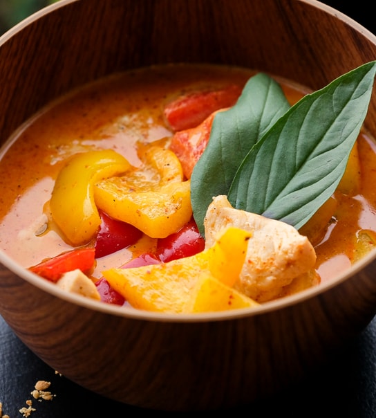 Valgfri forret + hovedret | Thai Gadekøkken i Måløv