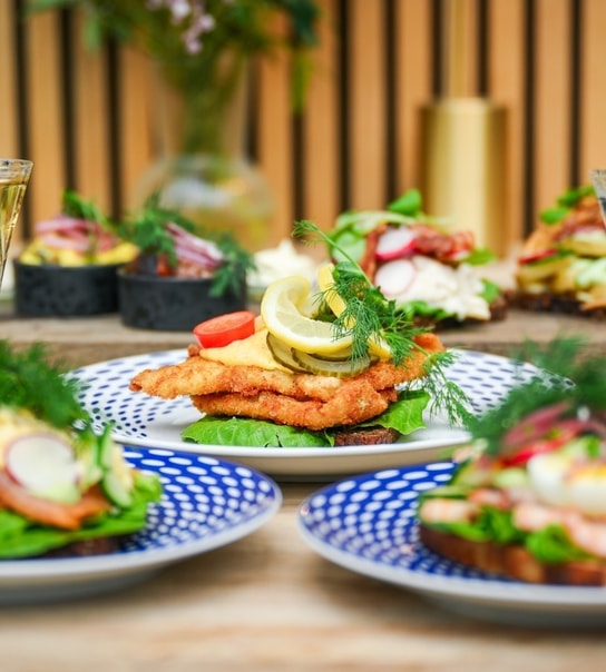 2 stk. Valgfri Smørrebrød hos Frederiksberg Rådhuskælder