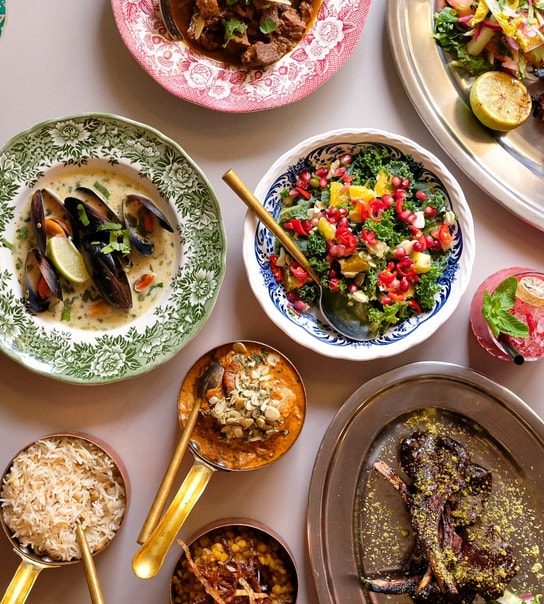 9 Anretninger hos Dhaba Kitchen - Tastingmenu fra Prisvindende TV-Kok