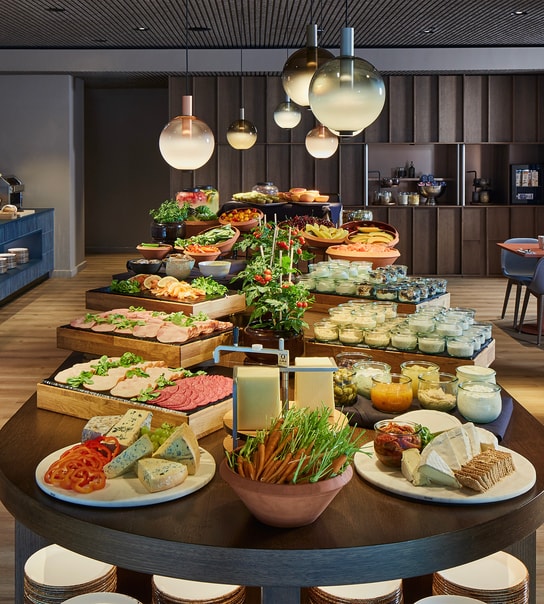 DEN ER TILBAGE: Luksuriøs brunchbuffet på Hotel Marriott 