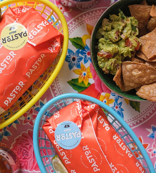 Halv pris på Burrito + Sides hos Autentiske og Anmelderroste Pastor Tacos på Amagerbrogade