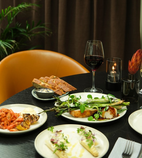 Ny menu: 5 Serveringer på MARTHA Brasserie | Luksus på Hotel Bella Sky 