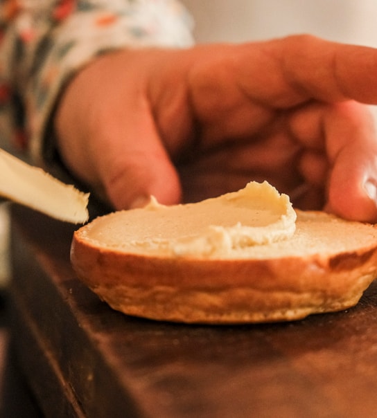 Frikadellesandwich til ½ pris