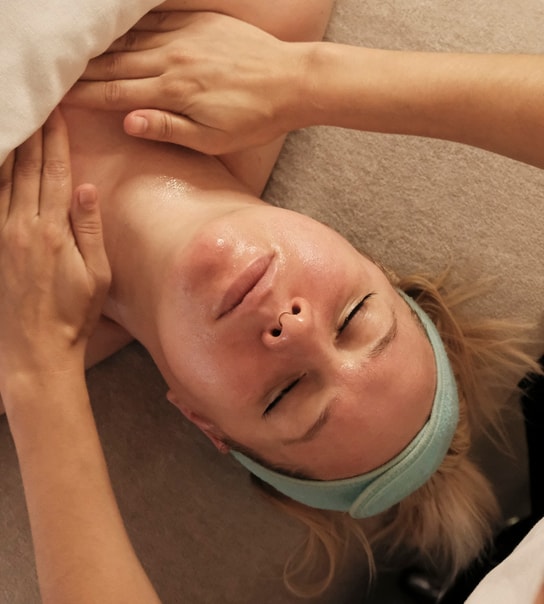 Ansigtsbehandling - Gua Sha Lift