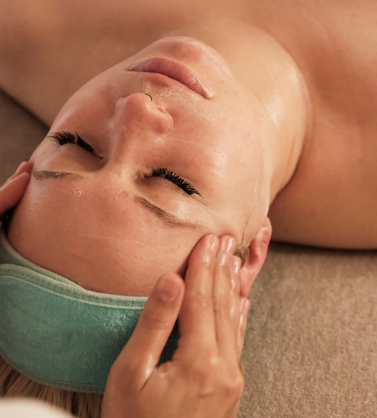 Ansigtsbehandling - Gua Sha Lift