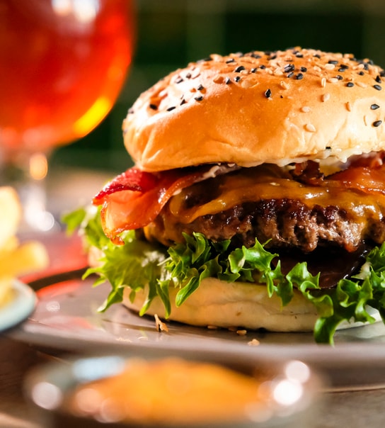 Valgfri Burgermenu hos legendariske Halifax - Spar over 50%