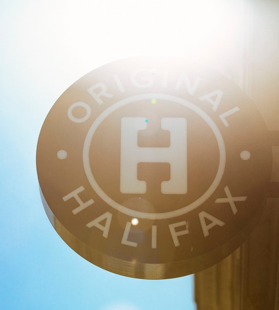 Valgfri Burgermenu hos legendariske Halifax - Spar over 50%