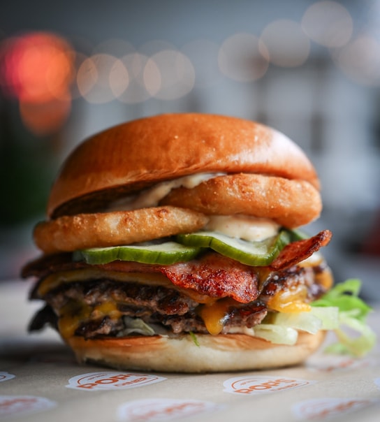 Valgfri Burger hos POP's Diner - Sommerens Bedste Burger under Buen