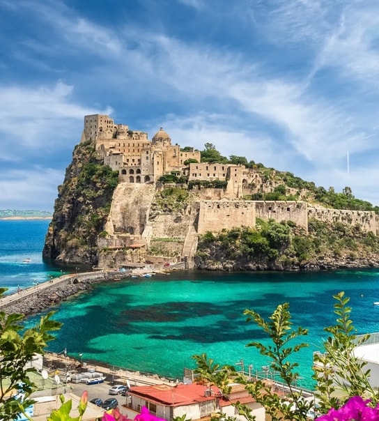 Fortryllende rejse til øen Ischia