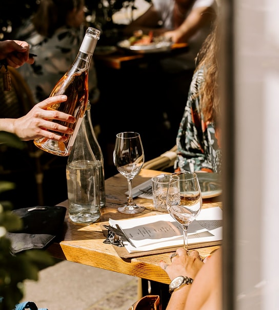 Moules Frites eller Tatar hos EWALDS Brasserie